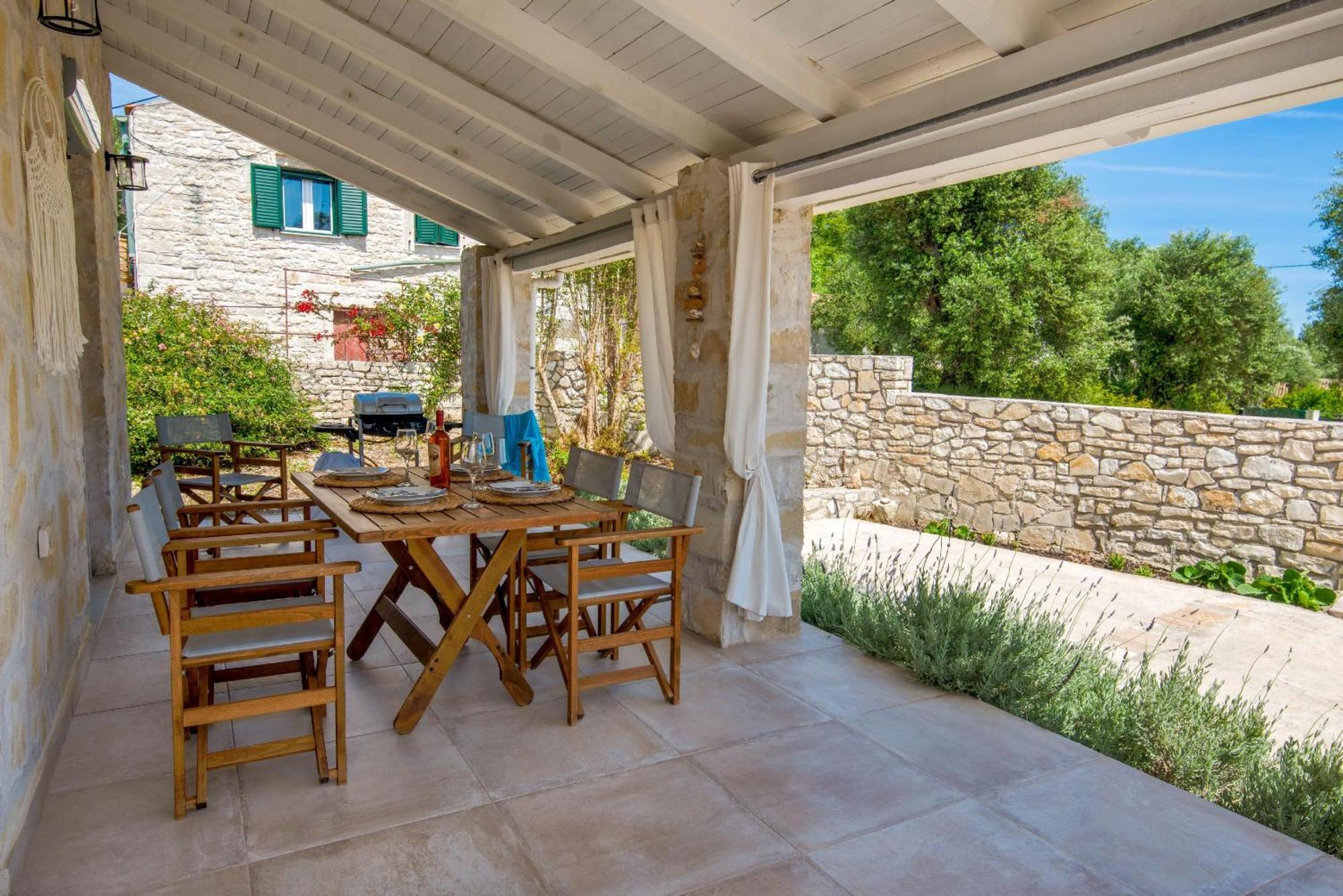 Villa Labovitsa Vlachopoulatika Екстер'єр фото